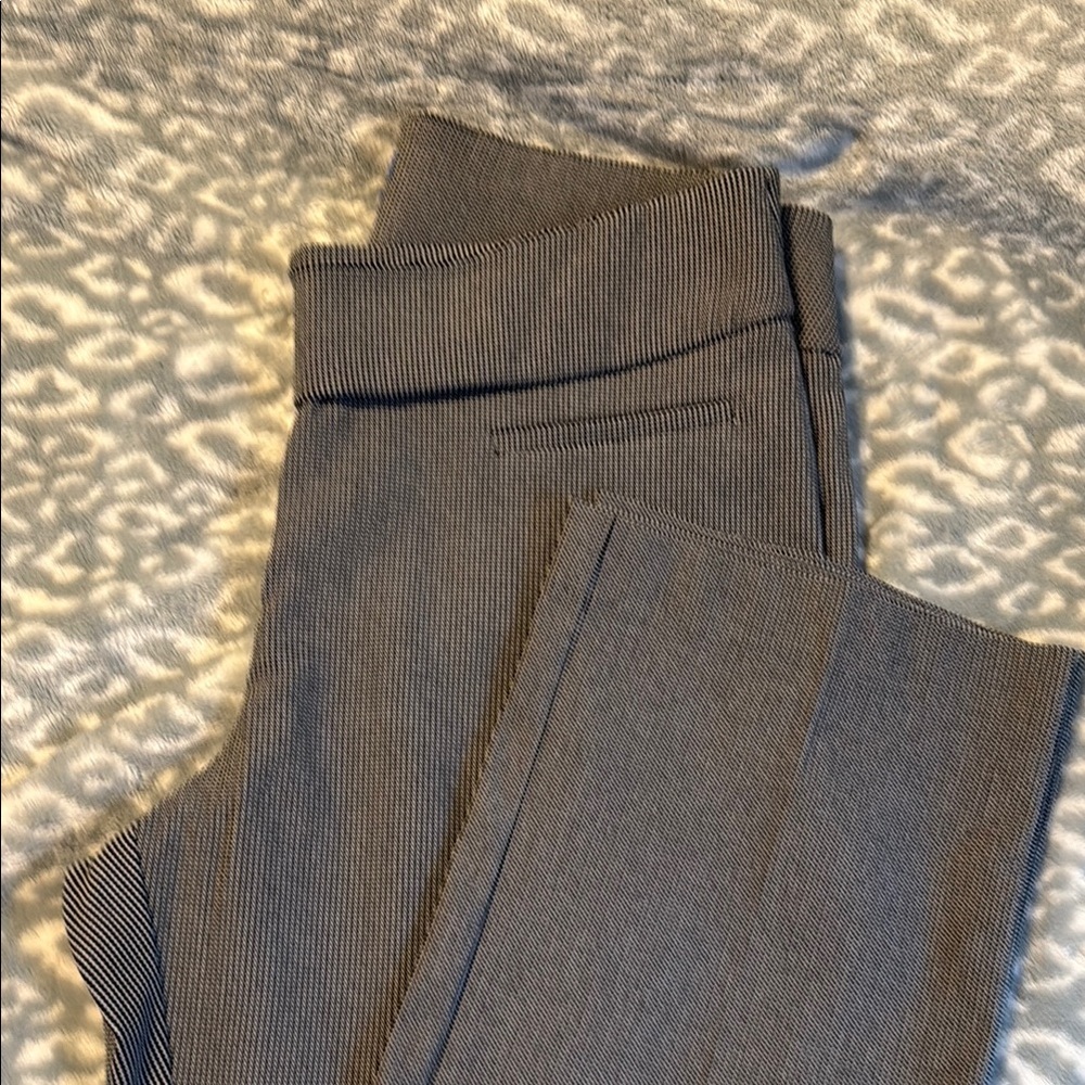 Apt. 9 Black/White tiny checker patterned Straight Leg Pants